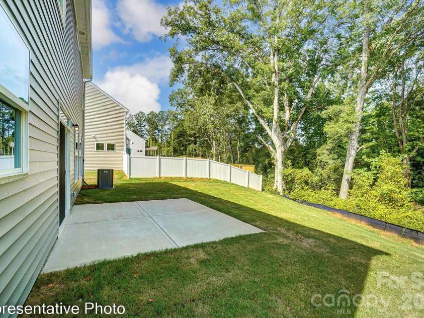 8474 Acadia Parkway, Sherrills Ford, NC 28673.  MLS# CAR4407623, YatesRealty ID 41078. 