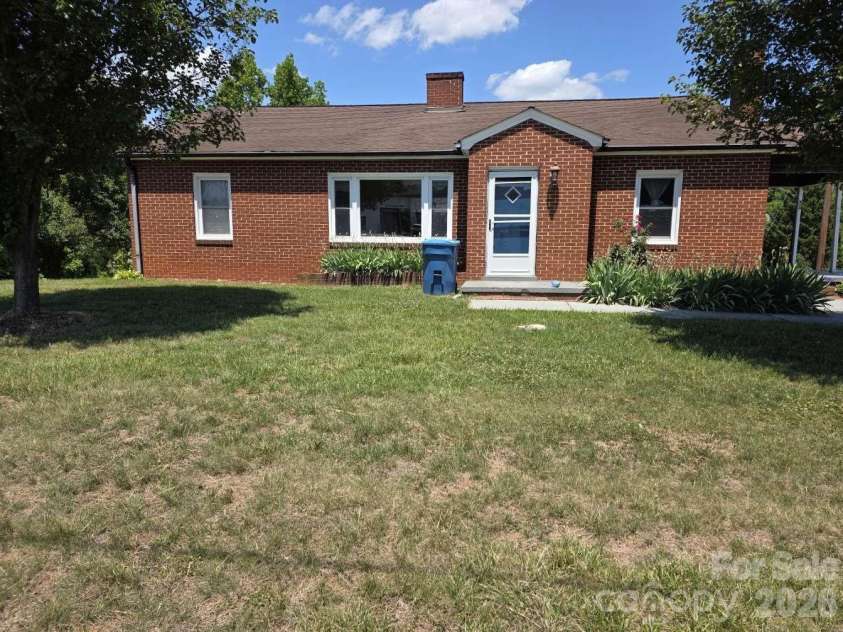 744 Pleasant Hill Road, Lenoir, NC 28645.  MLS# CAR4410715, YatesRealty ID 41079. 