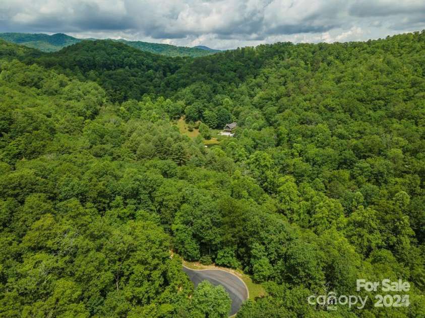 99999 Running Deer Trail, Horse Shoe, NC 28742.  MLS# CAR4158858, YatesRealty ID 4108. 