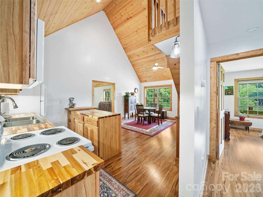 109 Tall Timber Lane, Green Mountain, NC 28740.  MLS# CAR4393810, YatesRealty ID 41080. 