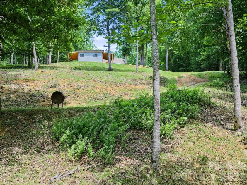 109 Tall Timber Lane, Green Mountain, NC 28740.  MLS# CAR4393810, YatesRealty ID 41080. 