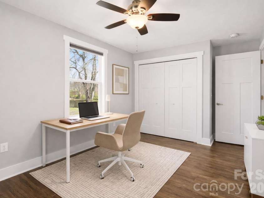 1844 Willow Road, Hendersonville, NC 28739.  MLS# CAR4410412, YatesRealty ID 41081. This photo has been virtually staged