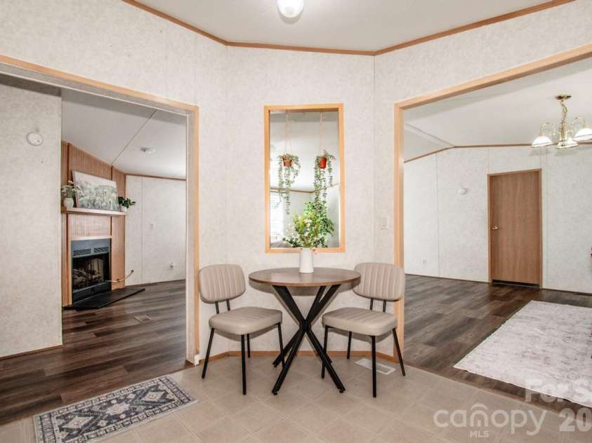 130 Gemstone Drive, Statesville, NC 28625.  MLS# CAR4408885, YatesRealty ID 41082. 