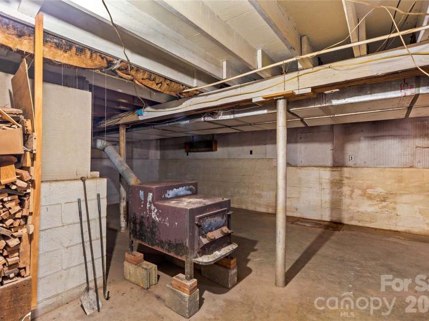 1059 Shearers Road, Mooresville, NC 28115.  MLS# CAR4385016, YatesRealty ID 41083. 