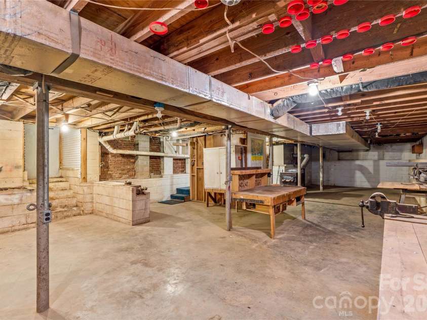 1059 Shearers Road, Mooresville, NC 28115.  MLS# CAR4385016, YatesRealty ID 41083. 