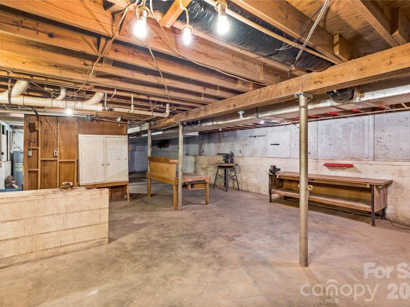 1059 Shearers Road, Mooresville, NC 28115.  MLS# CAR4385016, YatesRealty ID 41083. 