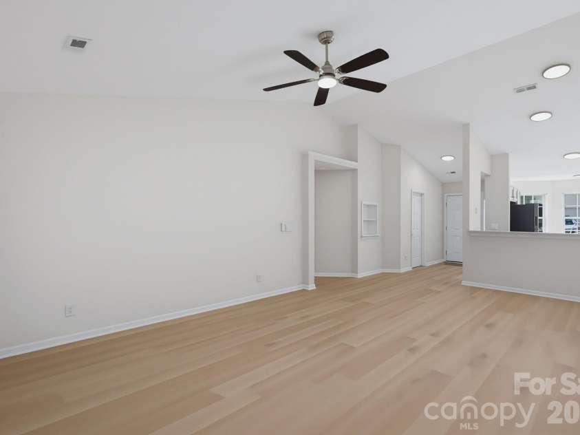 6408 Spanish Moss Lane, Charlotte, NC 28262.  MLS# CAR4402597, YatesRealty ID 41085. 