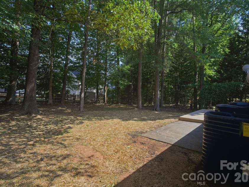 6408 Spanish Moss Lane, Charlotte, NC 28262.  MLS# CAR4402597, YatesRealty ID 41085. 