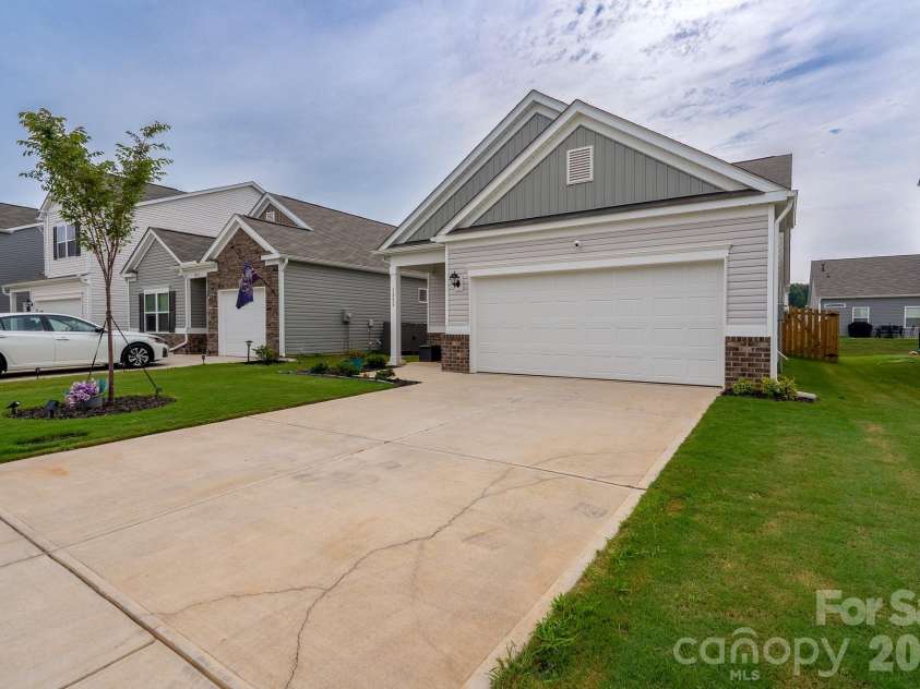 1255 Langston Lane, Salisbury, NC 28144.  MLS# CAR4410177, YatesRealty ID 41086. 