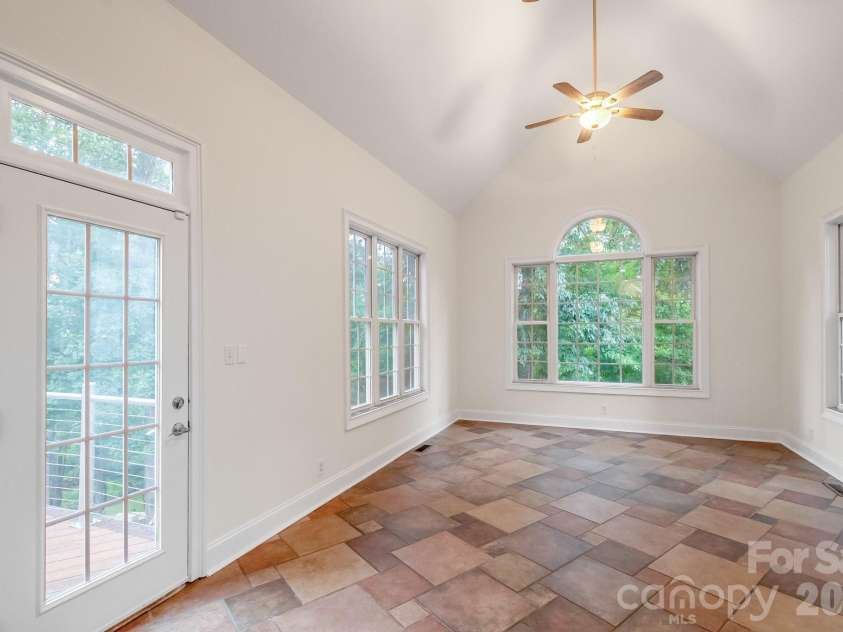 3248 The Knoll Lane, Lancaster, SC 29720.  MLS# CAR4407500, YatesRealty ID 41087. 