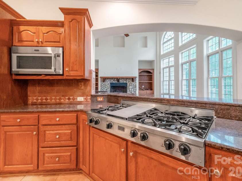 3248 The Knoll Lane, Lancaster, SC 29720.  MLS# CAR4407500, YatesRealty ID 41087. 