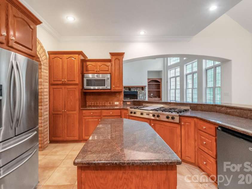 3248 The Knoll Lane, Lancaster, SC 29720.  MLS# CAR4407500, YatesRealty ID 41087. 
