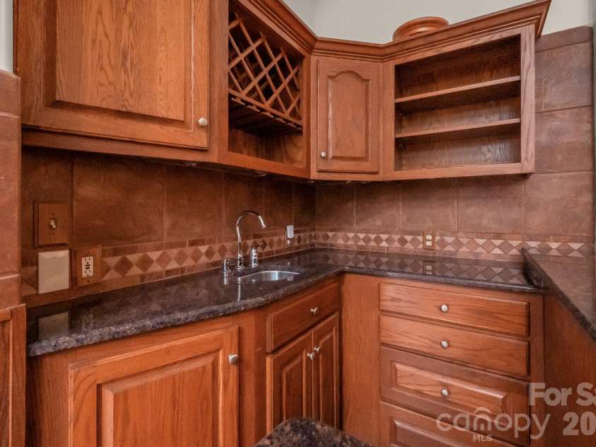 3248 The Knoll Lane, Lancaster, SC 29720.  MLS# CAR4407500, YatesRealty ID 41087. 