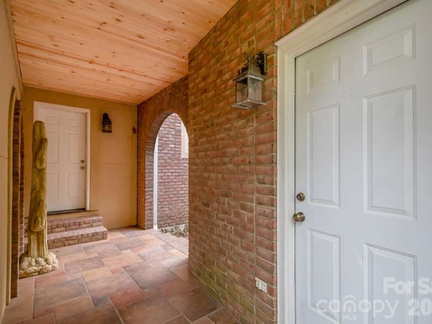 3248 The Knoll Lane, Lancaster, SC 29720.  MLS# CAR4407500, YatesRealty ID 41087. 