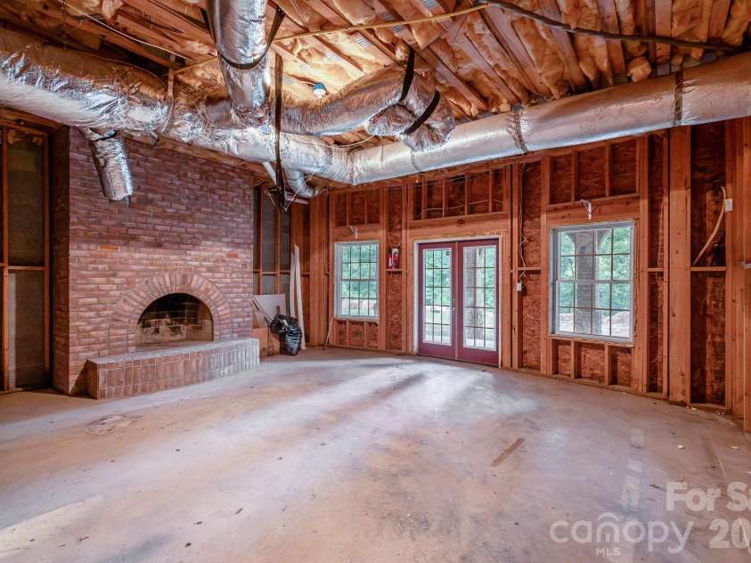 3248 The Knoll Lane, Lancaster, SC 29720.  MLS# CAR4407500, YatesRealty ID 41087. 