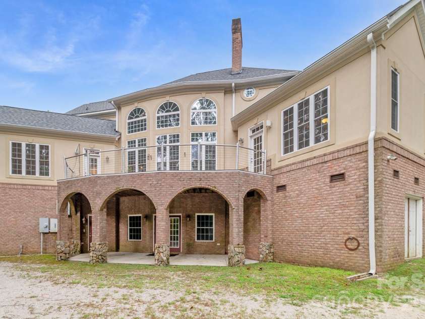 3248 The Knoll Lane, Lancaster, SC 29720.  MLS# CAR4407500, YatesRealty ID 41087. 