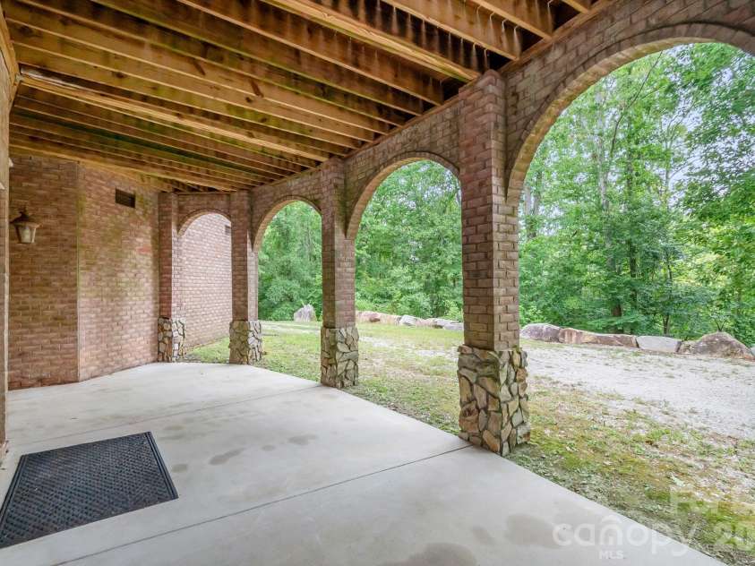 3248 The Knoll Lane, Lancaster, SC 29720.  MLS# CAR4407500, YatesRealty ID 41087. 