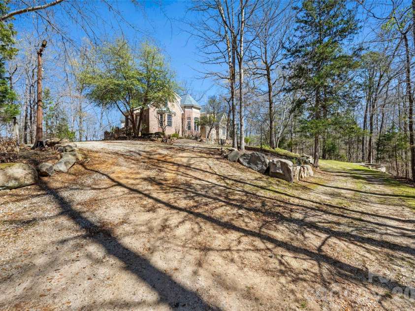 3248 The Knoll Lane, Lancaster, SC 29720.  MLS# CAR4407500, YatesRealty ID 41087. 
