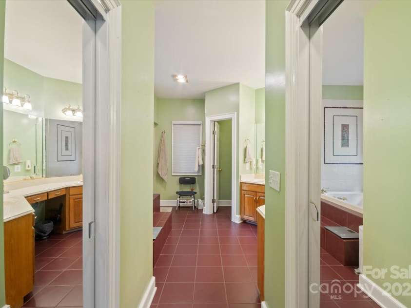 192 Lake Club Drive, Nebo, NC 28761.  MLS# CAR4308923, YatesRealty ID 4109. 