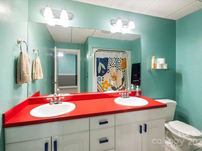 192 Lake Club Drive, Nebo, NC 28761.  MLS# CAR4308923, YatesRealty ID 4109. 