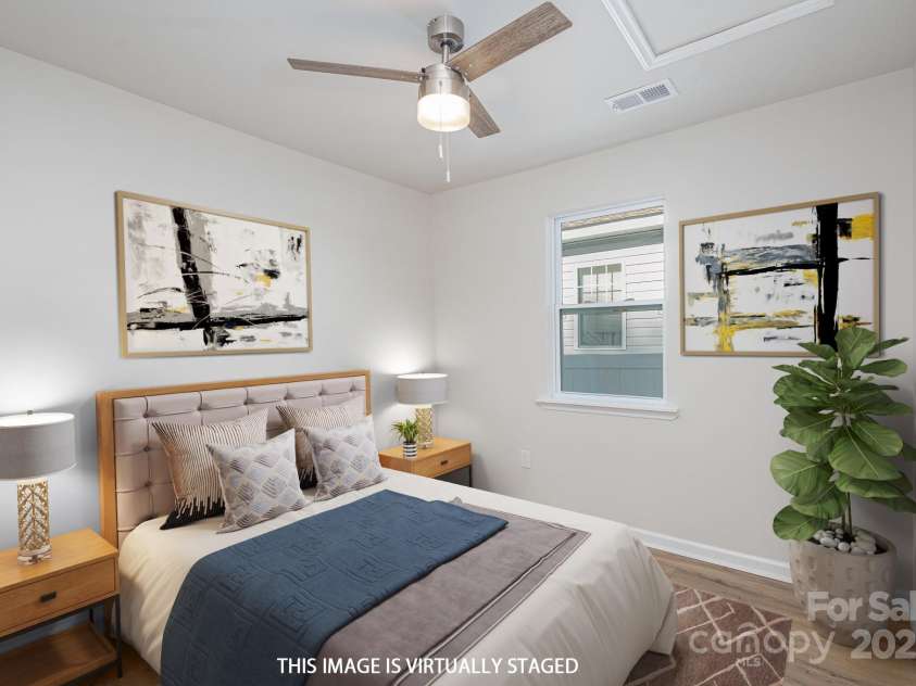 429 Dare Drive, Charlotte, NC 28206.  MLS# CAR4202944, YatesRealty ID 4109. 