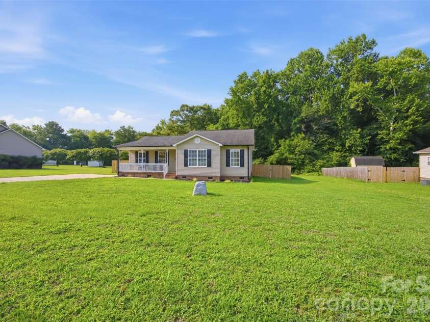 225 Old Limestone Road, York, SC 29745.  MLS# CAR4409763, YatesRealty ID 41091. 
