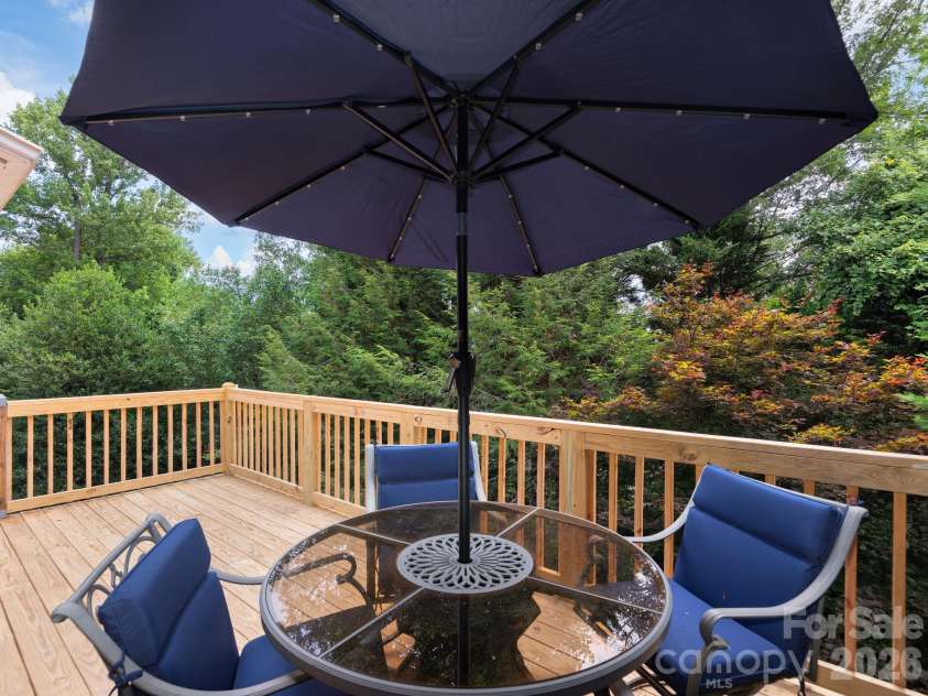 15 Winding Oak Drive, Arden, NC 28704.  MLS# CAR4405857, YatesRealty ID 41093. 