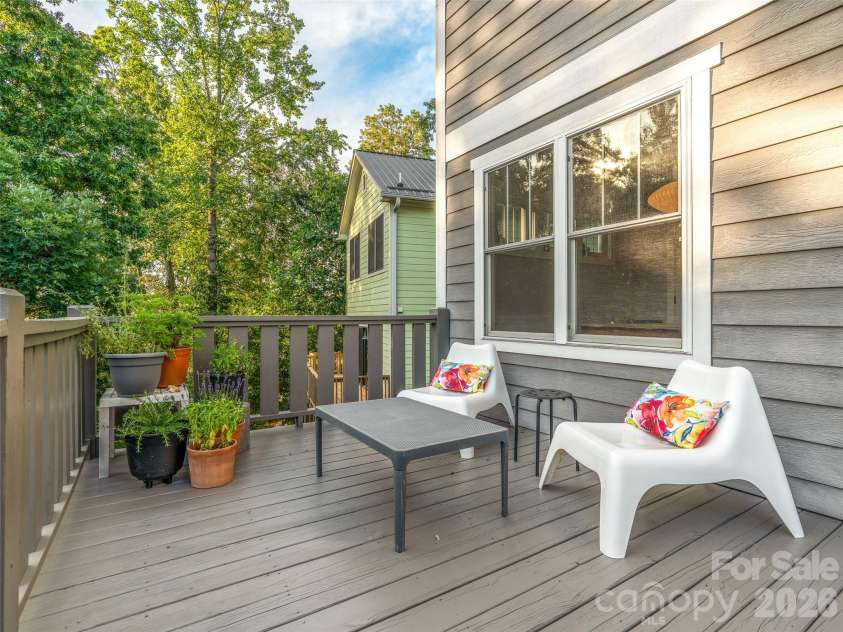 60 Mardell Circle, Asheville, NC 28806.  MLS# CAR4394403, YatesRealty ID 41095. Main level back deck.