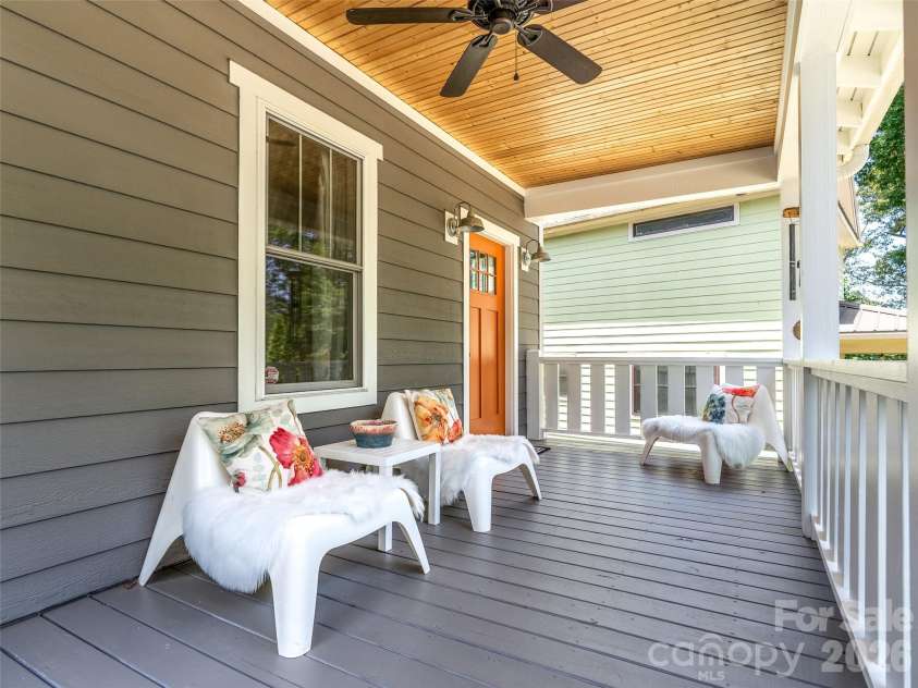 60 Mardell Circle, Asheville, NC 28806.  MLS# CAR4394403, YatesRealty ID 41095. Spacious covered front porch.