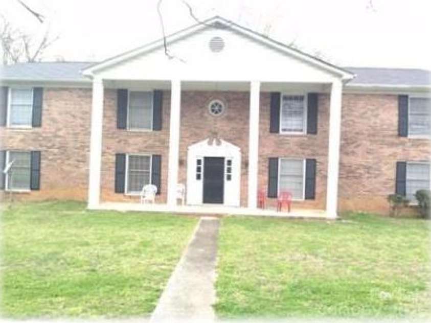 153 End Street, Chester, SC 29706.  MLS# CAR4272967, YatesRealty ID 411. 