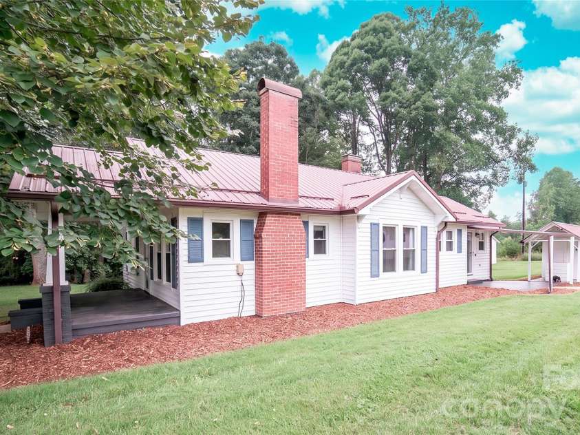 1752 Bethel Road, Morganton, NC 28655.  MLS# CAR4410835, YatesRealty ID 41100. 