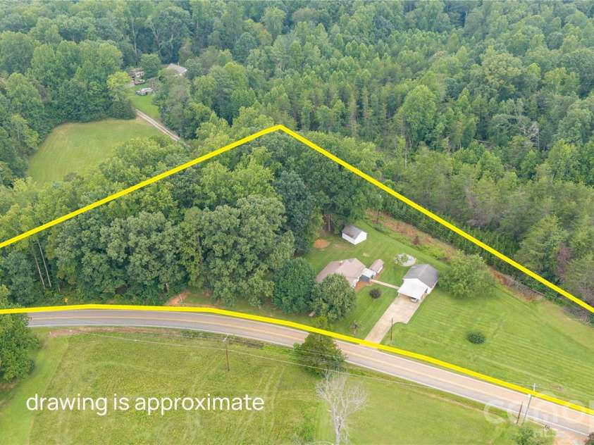 1752 Bethel Road, Morganton, NC 28655.  MLS# CAR4410835, YatesRealty ID 41100. 