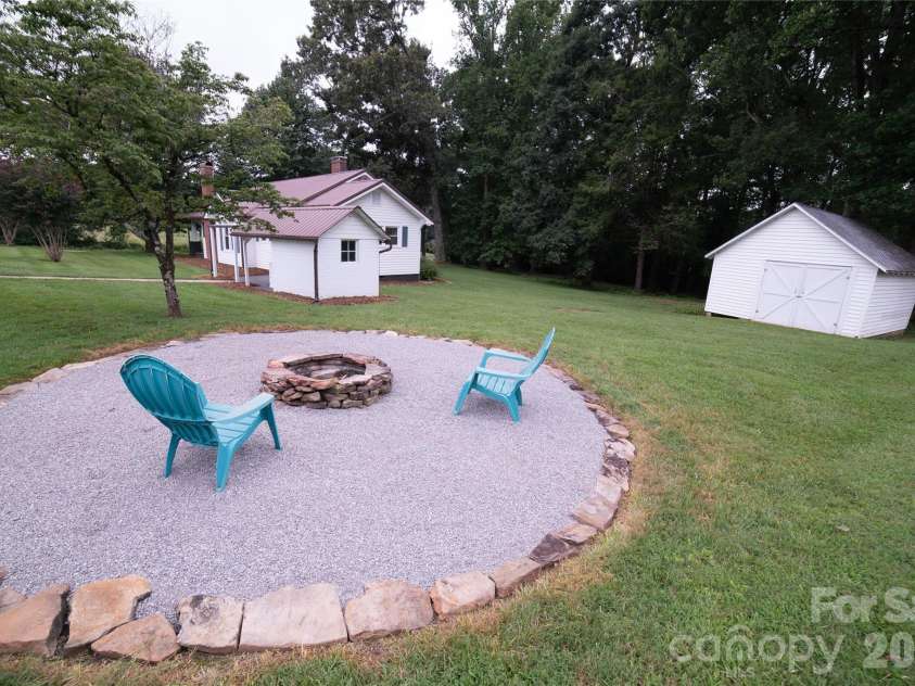 1752 Bethel Road, Morganton, NC 28655.  MLS# CAR4410835, YatesRealty ID 41100. Fire Pit