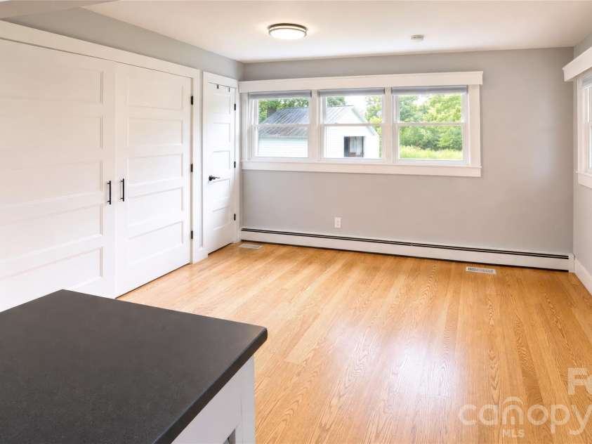 1752 Bethel Road, Morganton, NC 28655.  MLS# CAR4410835, YatesRealty ID 41100. Kitchen/Breadfast