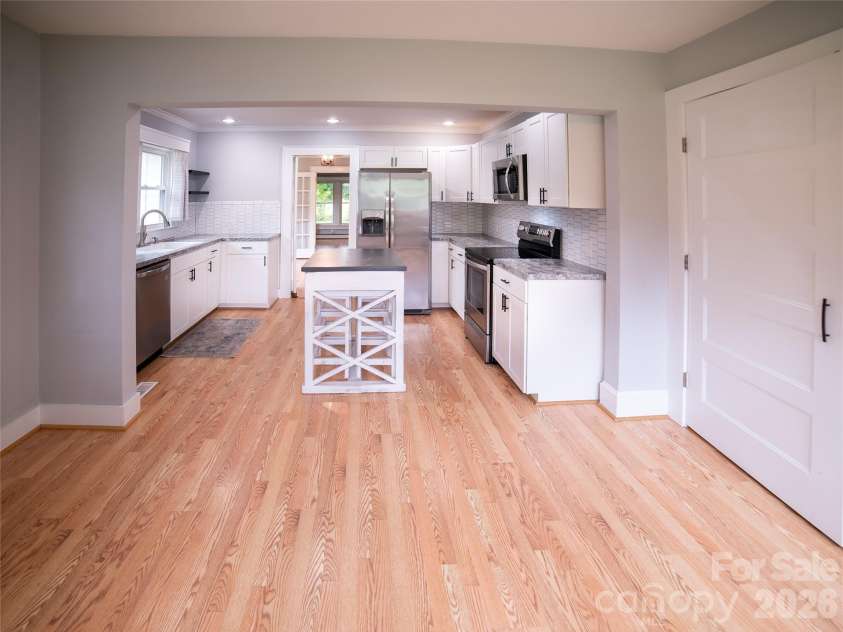 1752 Bethel Road, Morganton, NC 28655.  MLS# CAR4410835, YatesRealty ID 41100. Kitchen/Breakfast