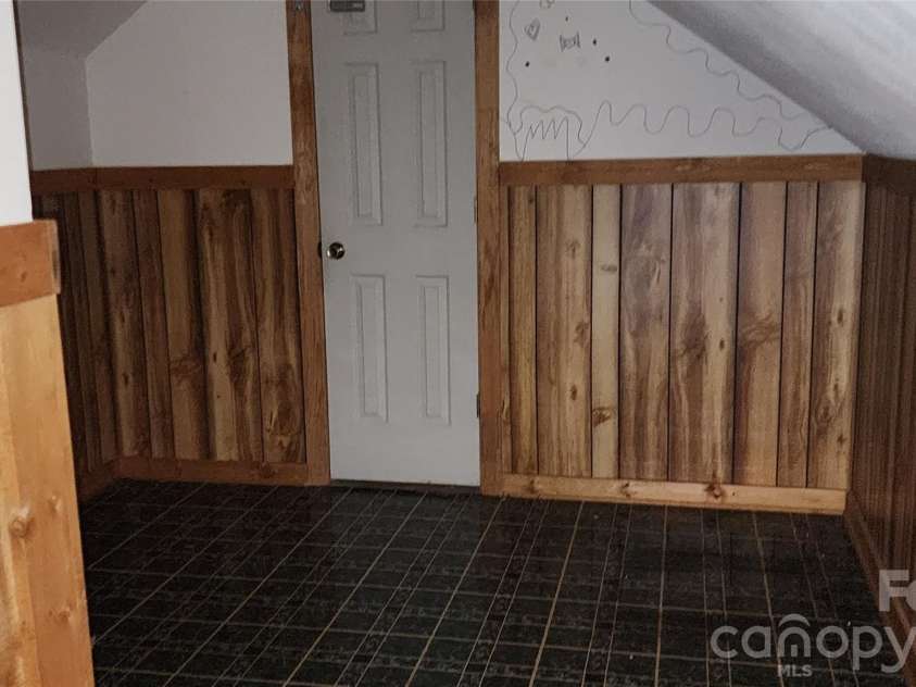 2020 Ada Williams Lane, Lenoir, NC 28645.  MLS# CAR4410237, YatesRealty ID 41102. Bonus Room upstairs