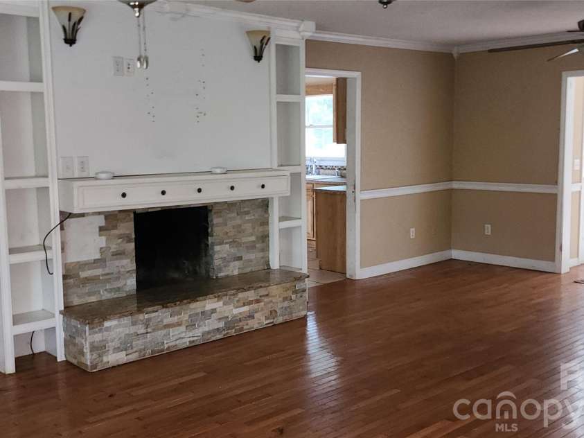 2020 Ada Williams Lane, Lenoir, NC 28645.  MLS# CAR4410237, YatesRealty ID 41102. Living Room