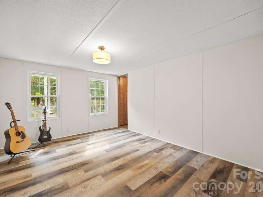 4335 Fermount Drive, York, SC 29745.  MLS# CAR4409463, YatesRealty ID 41106. 