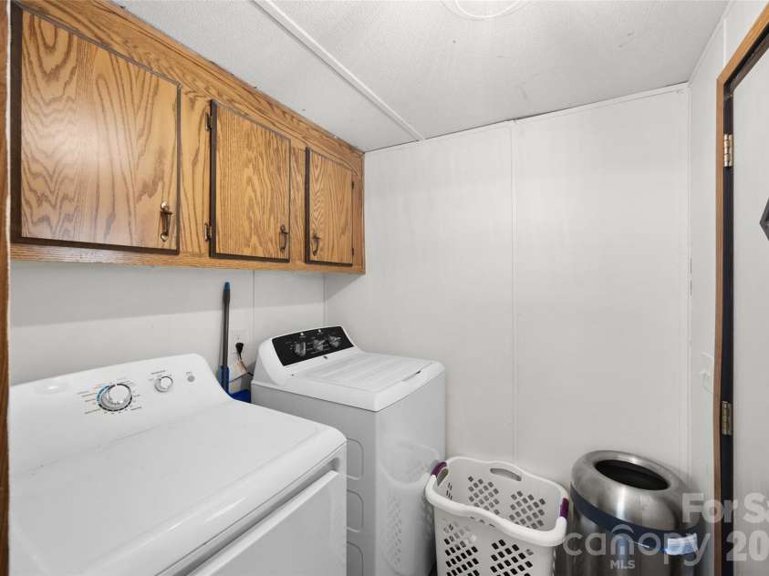 4335 Fermount Drive, York, SC 29745.  MLS# CAR4409463, YatesRealty ID 41106. 