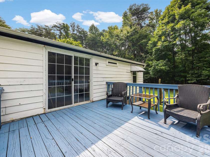 4335 Fermount Drive, York, SC 29745.  MLS# CAR4409463, YatesRealty ID 41106. 
