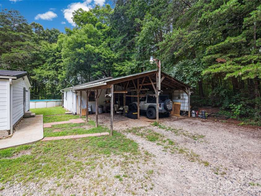 4335 Fermount Drive, York, SC 29745.  MLS# CAR4409463, YatesRealty ID 41106. 