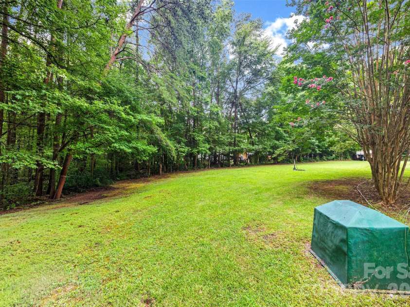 4335 Fermount Drive, York, SC 29745.  MLS# CAR4409463, YatesRealty ID 41106. 