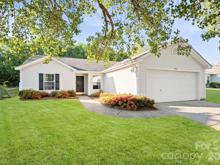 1830 Baylor Drive, Rock Hill, SC 29732.  MLS# CAR4377863, YatesRealty ID 41108. 