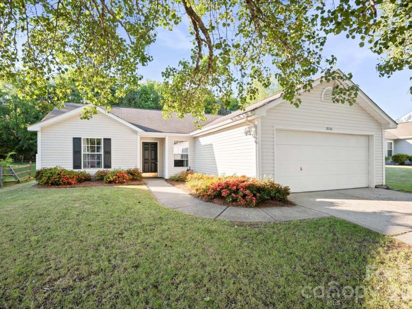 1830 Baylor Drive, Rock Hill, SC 29732.  MLS# CAR4377863, YatesRealty ID 41108. 