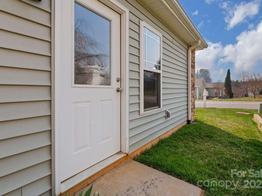 41 Sunview Circle, Arden, NC 28704.  MLS# CAR4235313, YatesRealty ID 4111. Back of House