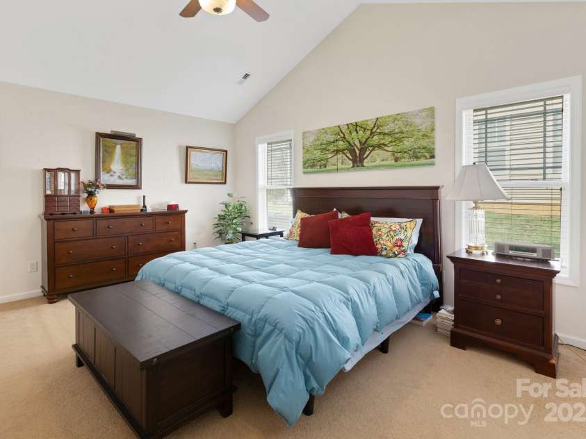 41 Sunview Circle, Arden, NC 28704.  MLS# CAR4235313, YatesRealty ID 4111. Primary Bedroom