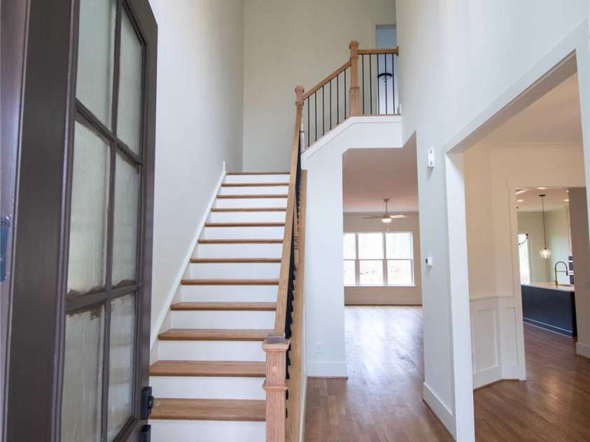 80 42nd Avenue, Hickory, NC 28691.  MLS# CAR4327049, YatesRealty ID 4111. 