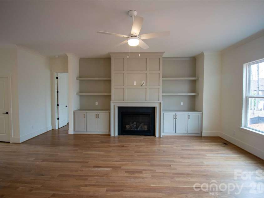 80 42nd Avenue, Hickory, NC 28691.  MLS# CAR4327049, YatesRealty ID 4111. 
