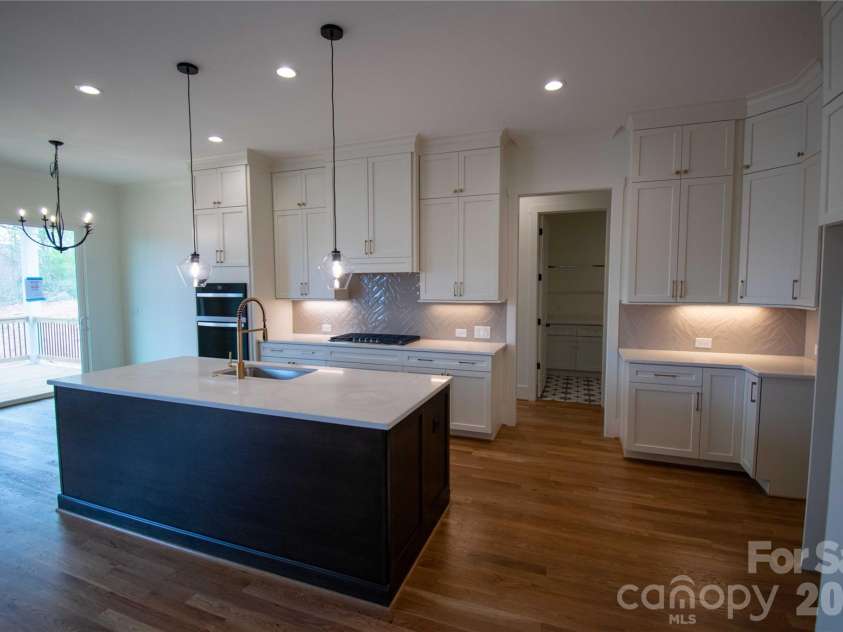 80 42nd Avenue, Hickory, NC 28691.  MLS# CAR4327049, YatesRealty ID 4111. 