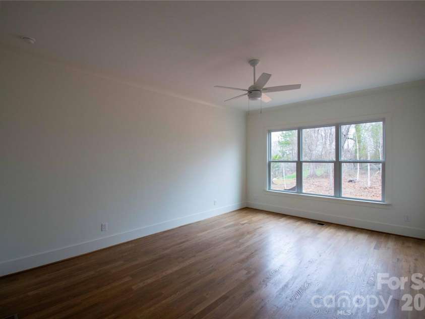 80 42nd Avenue, Hickory, NC 28691.  MLS# CAR4327049, YatesRealty ID 4111. 